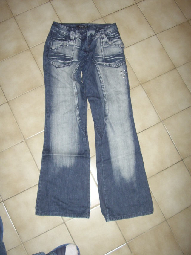 Vetements filles 4/5/6/7 et jeans 12 ans 03310