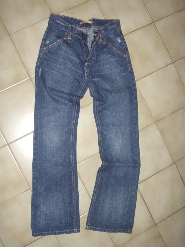 Vetements filles 4/5/6/7 et jeans 12 ans 03510