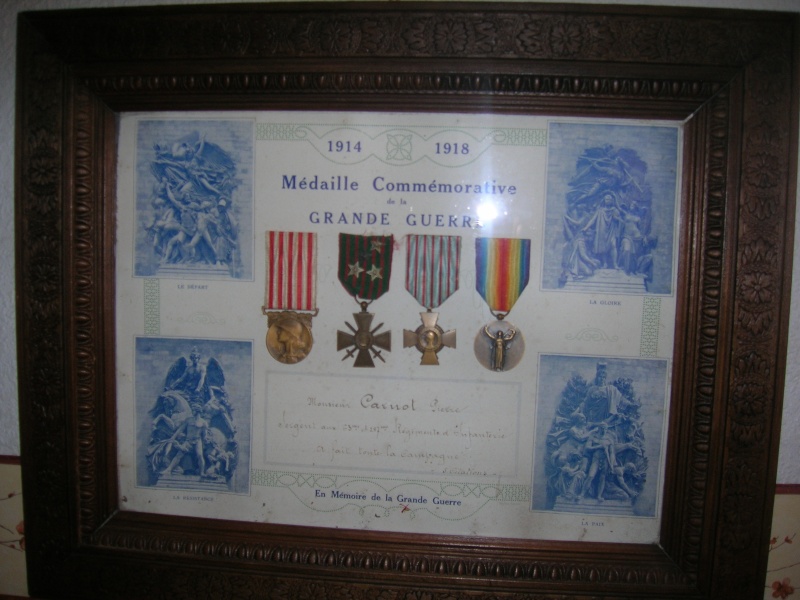 Les diplomes et médailles en memoire de la grande guerre - Page 2 Colle159