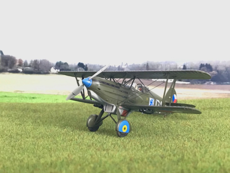 [Eduard] 1/72 - Avia B-534 série IV  Escadrille 42 du 4ème Régiment de Chasse - Tchécoslovaquie - été 1937  (b534) Img_6830