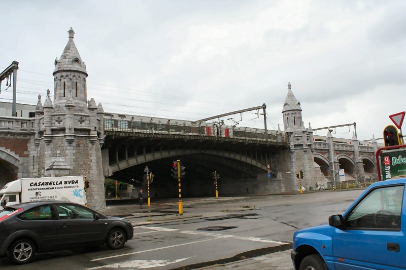 La gare d'Anvers/Antwerpen se Jules-Vernise ! Img_6411