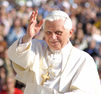 Paroles du Pape Benoît XVI le 13 mai à Fatima (vidéo) Benoit11