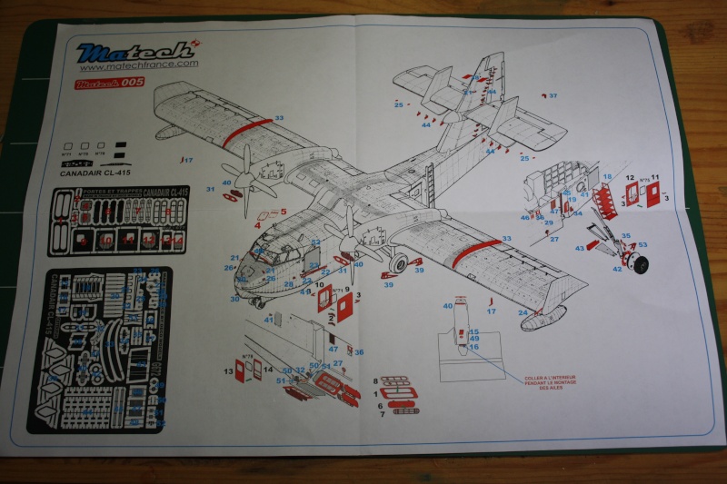 Canadair CL415 1/72 Heller + kit Matech Img_3020