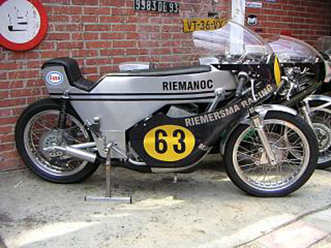 RIEMANOC YAM TR3 ( 1971) Rieman11