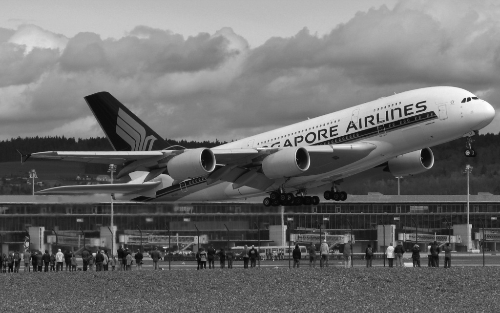 ZRH Singapore Airlines A380 Sqa38010