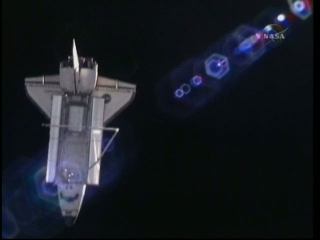 [STS-131 / ISS19A] Discovery : déroulement de la mission - Page 20 Vlcsna48