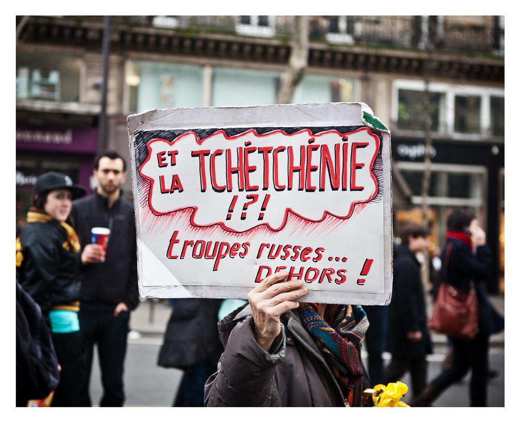 Manifestation en soutien aux révolutions arabes à Paris 20110234