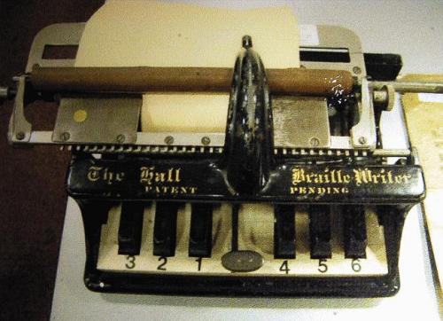 Auguste Mauler: l'inventeur de la machine à écrire le braille. St000210