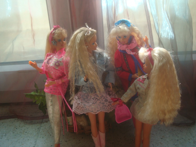 ma collection de Barbie - Page 4 Lady_308