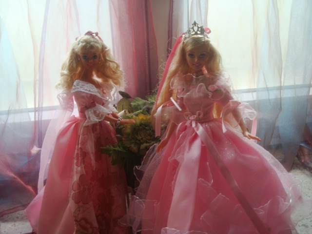 ma collection de Barbie - Page 3 Lady_l64