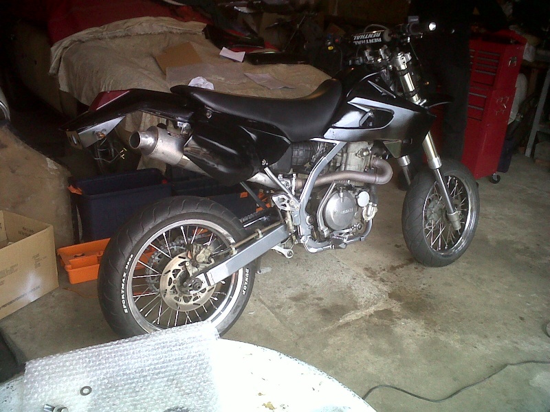 Restauration de mon KLX 650 R Supermotard !!! Img00019