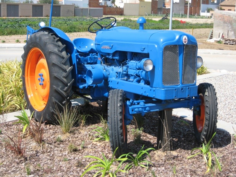 "Ebro Diesel" el primer tractor de Ebro.