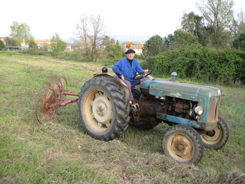 Les 4 Ebro-Fordson New Major E1ADDN Img_5517