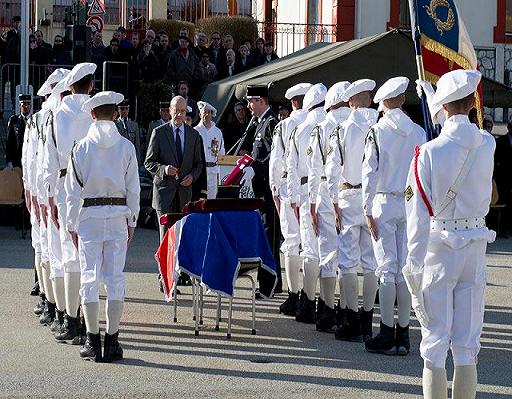 Hommage aux soldats français tué(es) en Afghanistan Honneu12