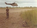 (N°13)Photographies d'armée en FRANCE et sur la Base DETALAT Sahr au TCHAD en 1975.(Photos de Eric DRUART) Top-1410