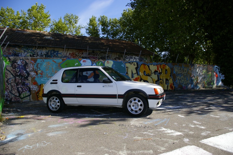 [LAROCHE] presentation ma 205 gti et maintenant ma fiesta rs turbo Igp01510