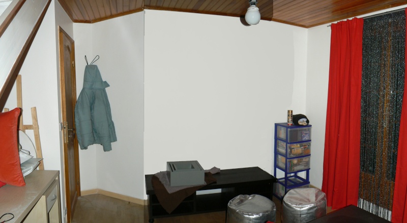 Un salon avec un bureau coexistant comme dans un cocon !!! (photo p.1, 2 et 10) Etat_m10