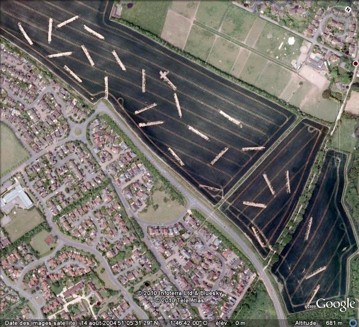 Les sondages archéologiques vus avec Google Earth - Page 2 Trou_410