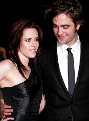 Robert Pattinson und Kristen Stewart wieder weit weg voneinander - aber glücklich 293_st10