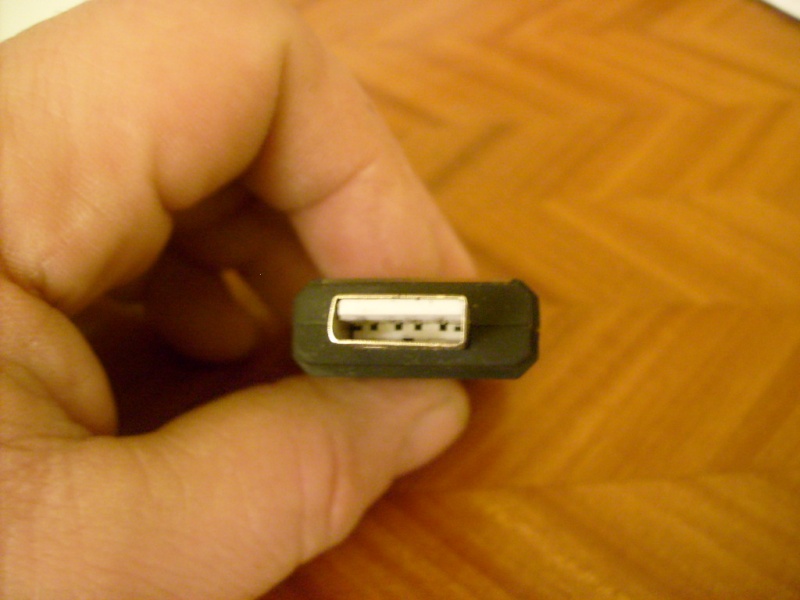  démantelage d'une clé USB S6300260