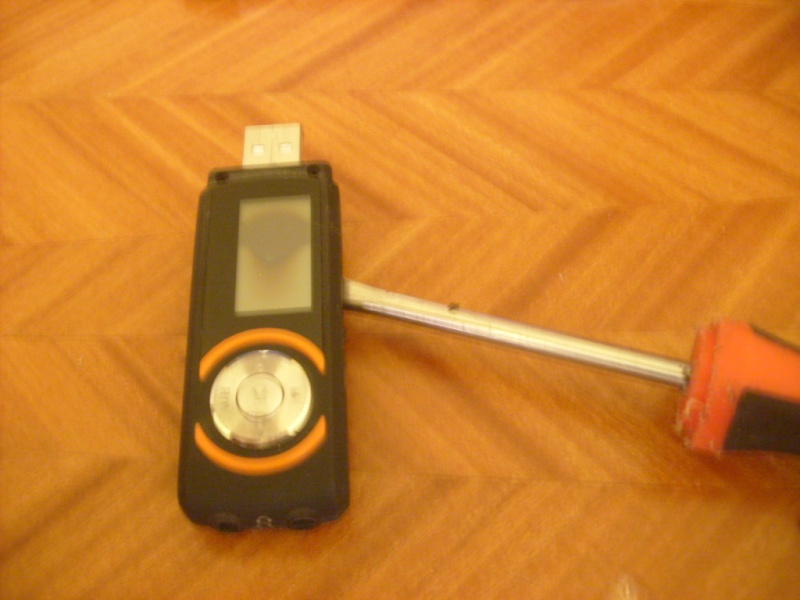  démantelage d'une clé USB S6300263