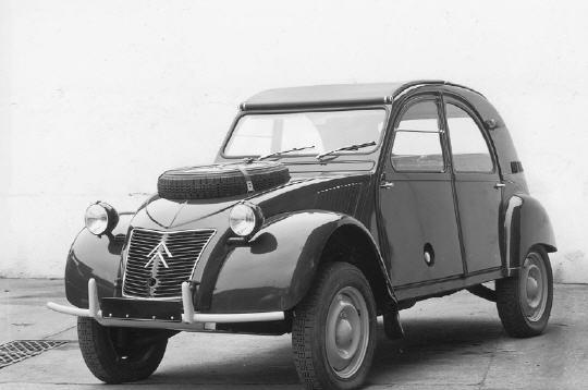 salon de l'auto genève - Page 2 2cv-4x10