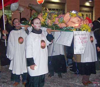 proverbi - Carnevale di Putignano - Pagina 3 Funera12