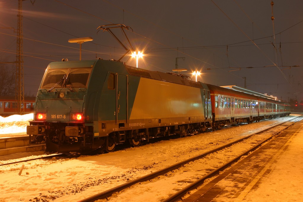 Neumarkt mit Kälte und Schnee am Abend Img_9711