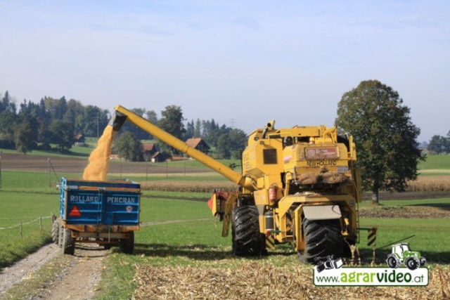 ensilage en conditions.........pas facile Mml03515