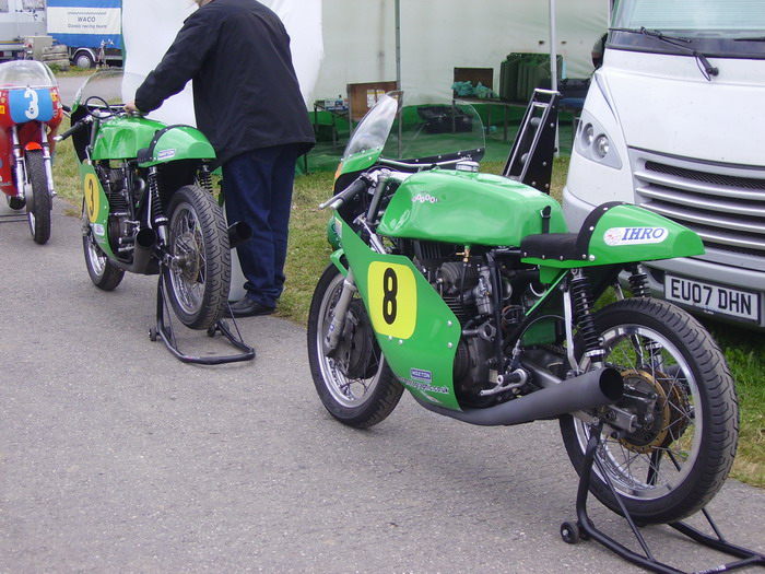 Paton, pas le char, mais la moto Paton110