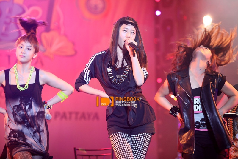 [PERF] f(x) - Pattaya International Music Festival 2010 [19/03/10] PARTE I 2510