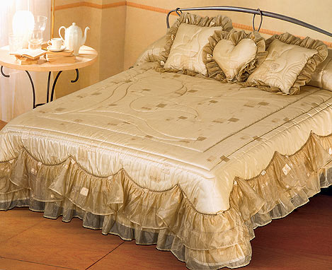 تصميمات عالميه لمفارش السرير للعروس 22310