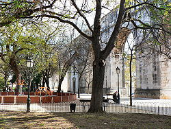 Praça da Amoreira 250px-10