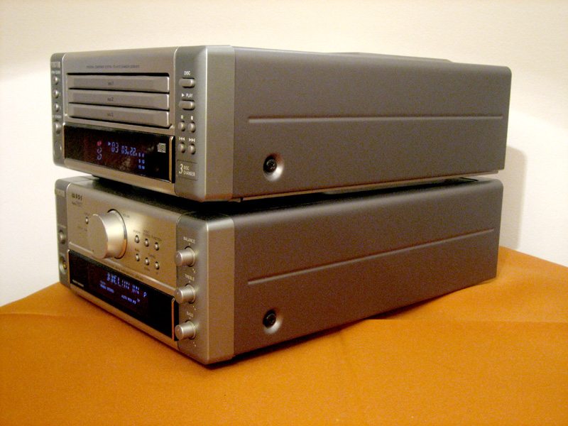 Denon Personal Audio Component System D-700 #1944234