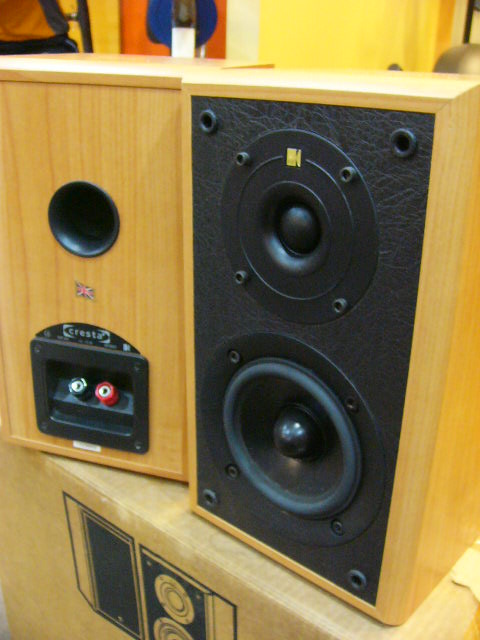 Kef Cresta 1 Bookshelf Speaker [used]-sold P1060219