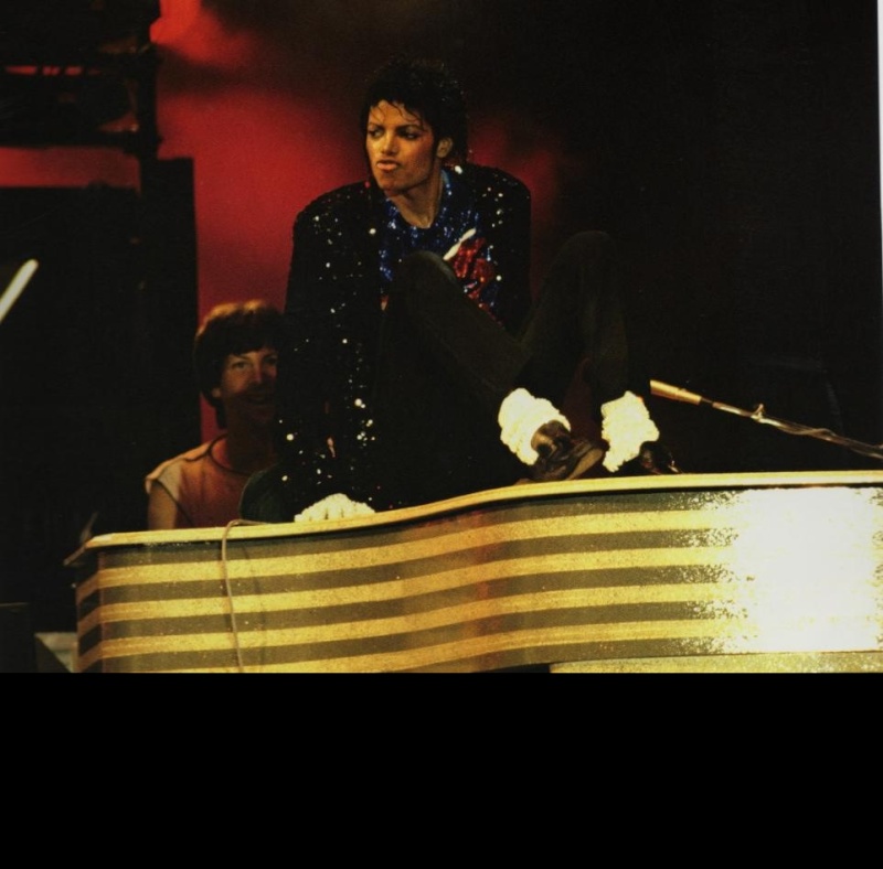 Thriller Era (1982 - 1986) - Pagina 11 Amoooo12