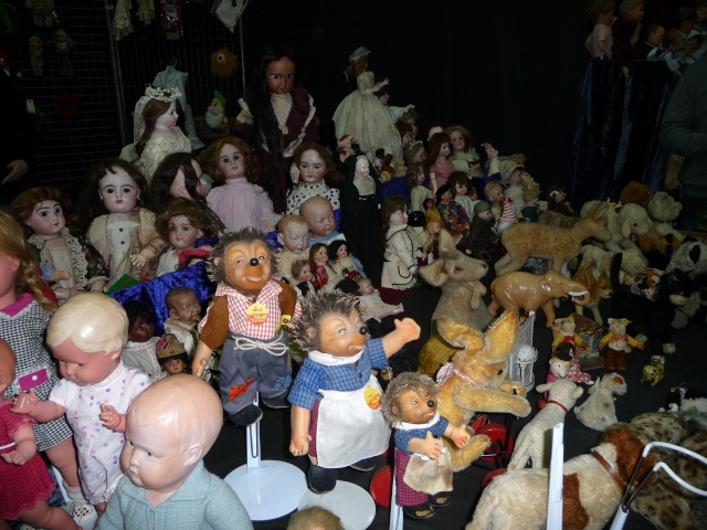 salon de la poupées à salon de provence ce w.e P1040514