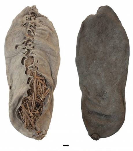 La plus vieille chaussure en cuir du monde La-plu11
