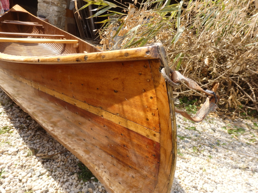 cherche a identifié un canoe P4160916