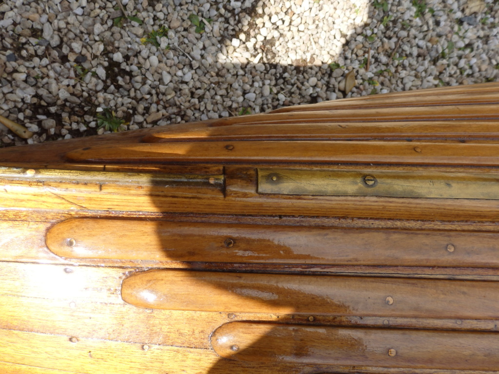 cherche a identifié un canoe P4161022