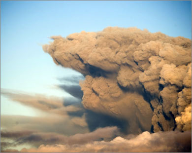 بعض الصور لدخان بركان إسلندا 1_985210