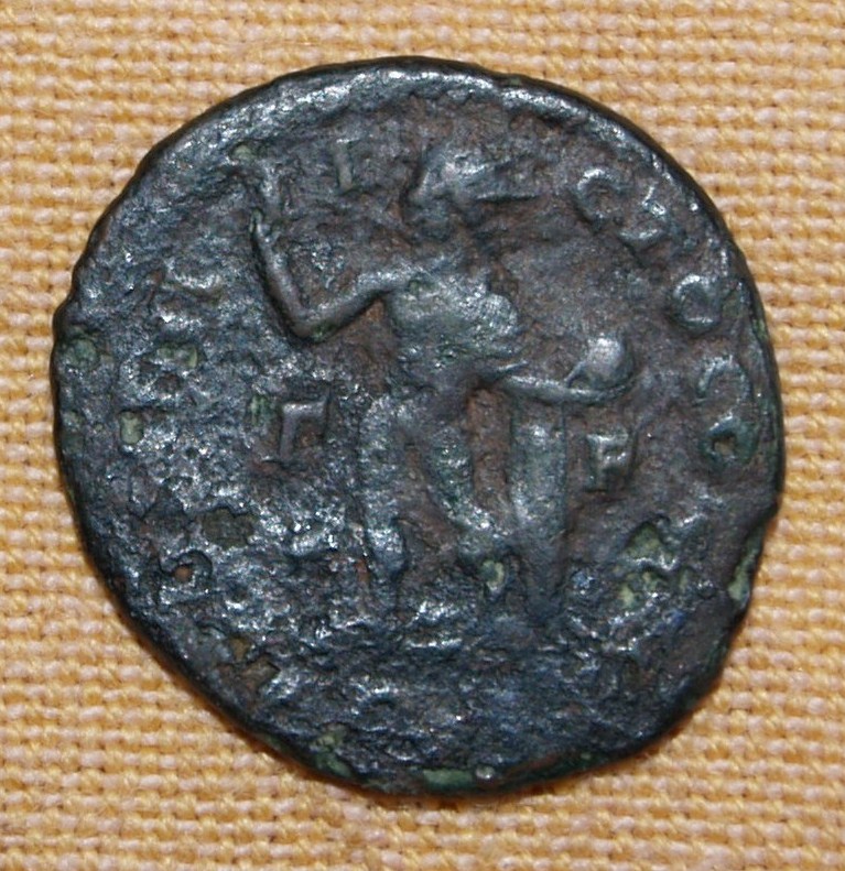 2 monnaies à identifier P5130011