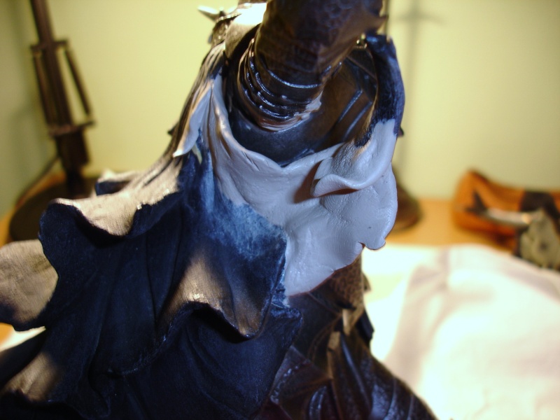 CUSTOM d'un diorama , Sauron VS the numenorean army de chez sideshow. Dsc01125