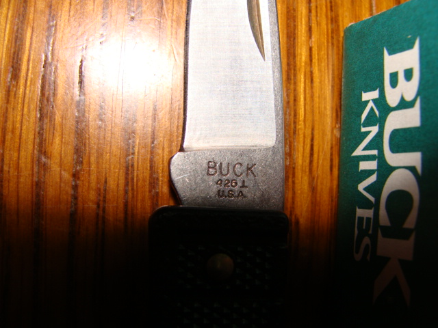 Buck Knives Photo298