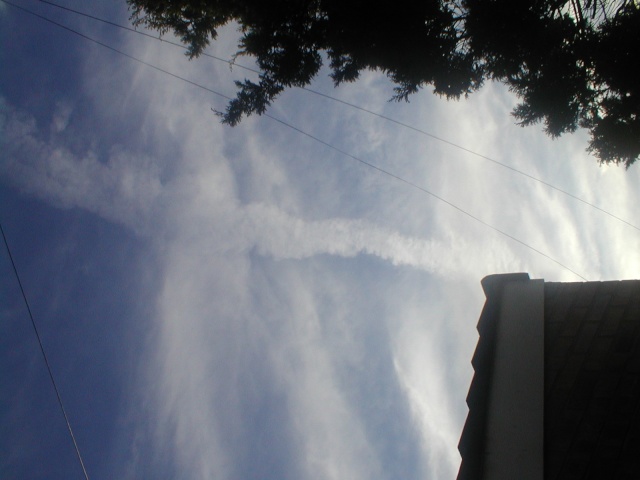 Chemtrails  post your pictures - Page 2 15_nov11