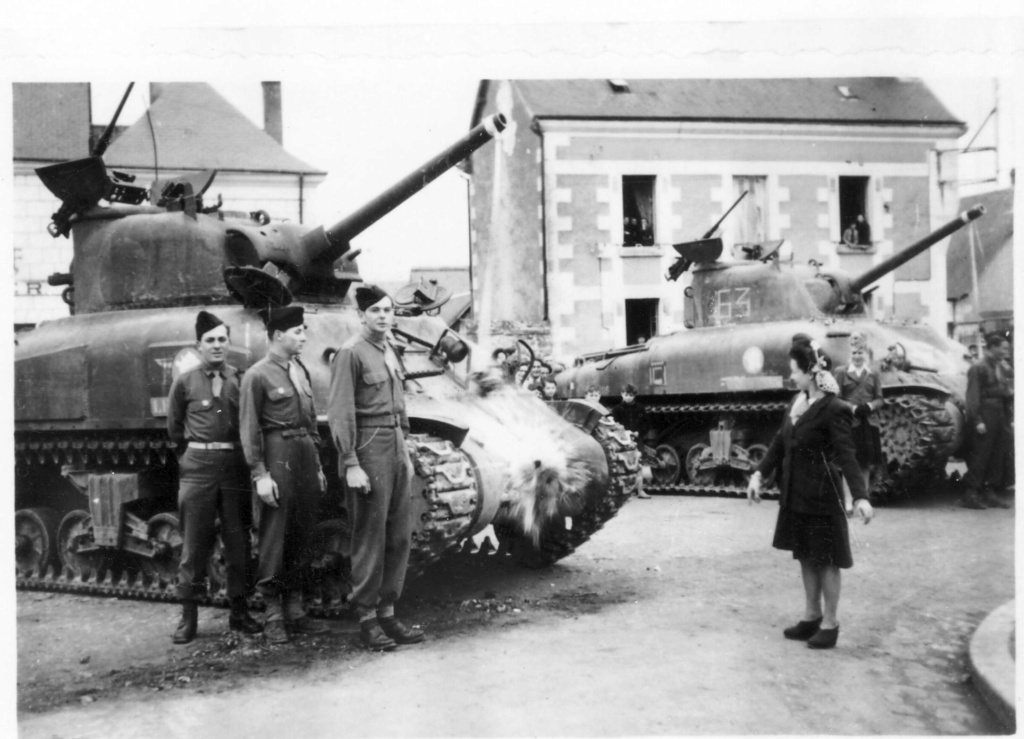 Où ont été prises ces photos de M4A1 du 12ème Cuirs? 2edb_115