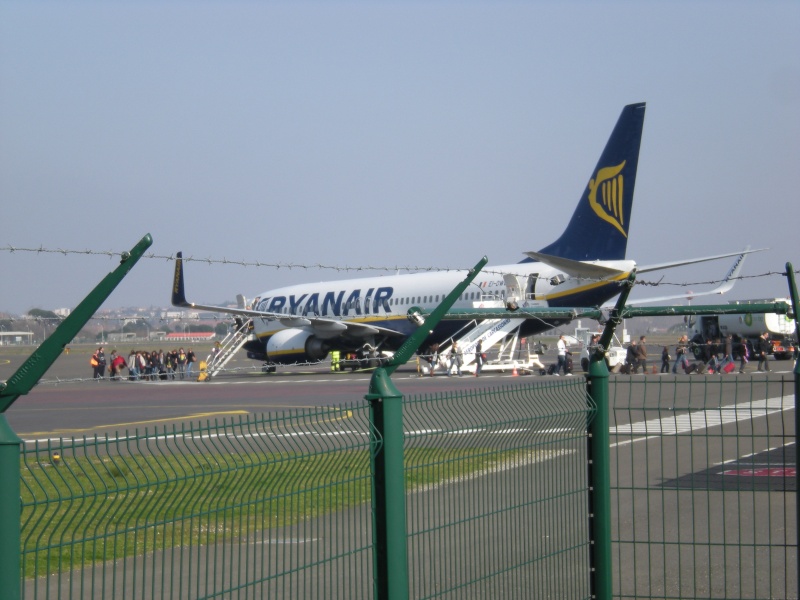 Ryanair Pictures! - Page 5 24610