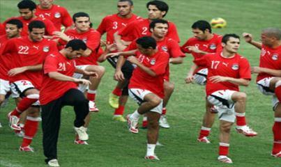 بعثة منتخب مصر توجهت إلى جنوب أفريقيا 23 لاعباً من بينهم 7لاعبين من الأهلى Monta510