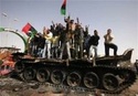 المعارضة الليبية تطرد قوات القذافي من بلدة أجدابيا Ouous103