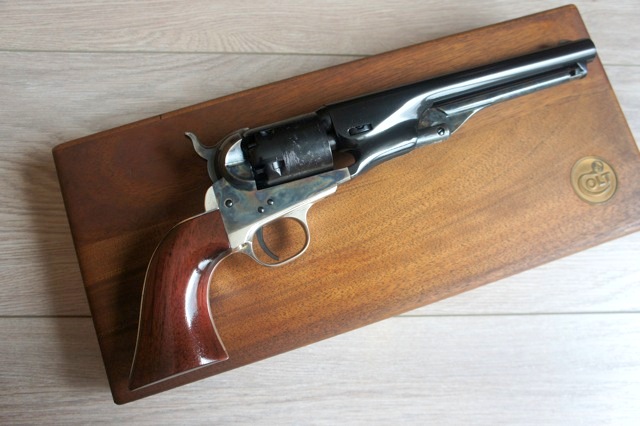 Authentique Colt 1851 'squareback' 9d2ed610